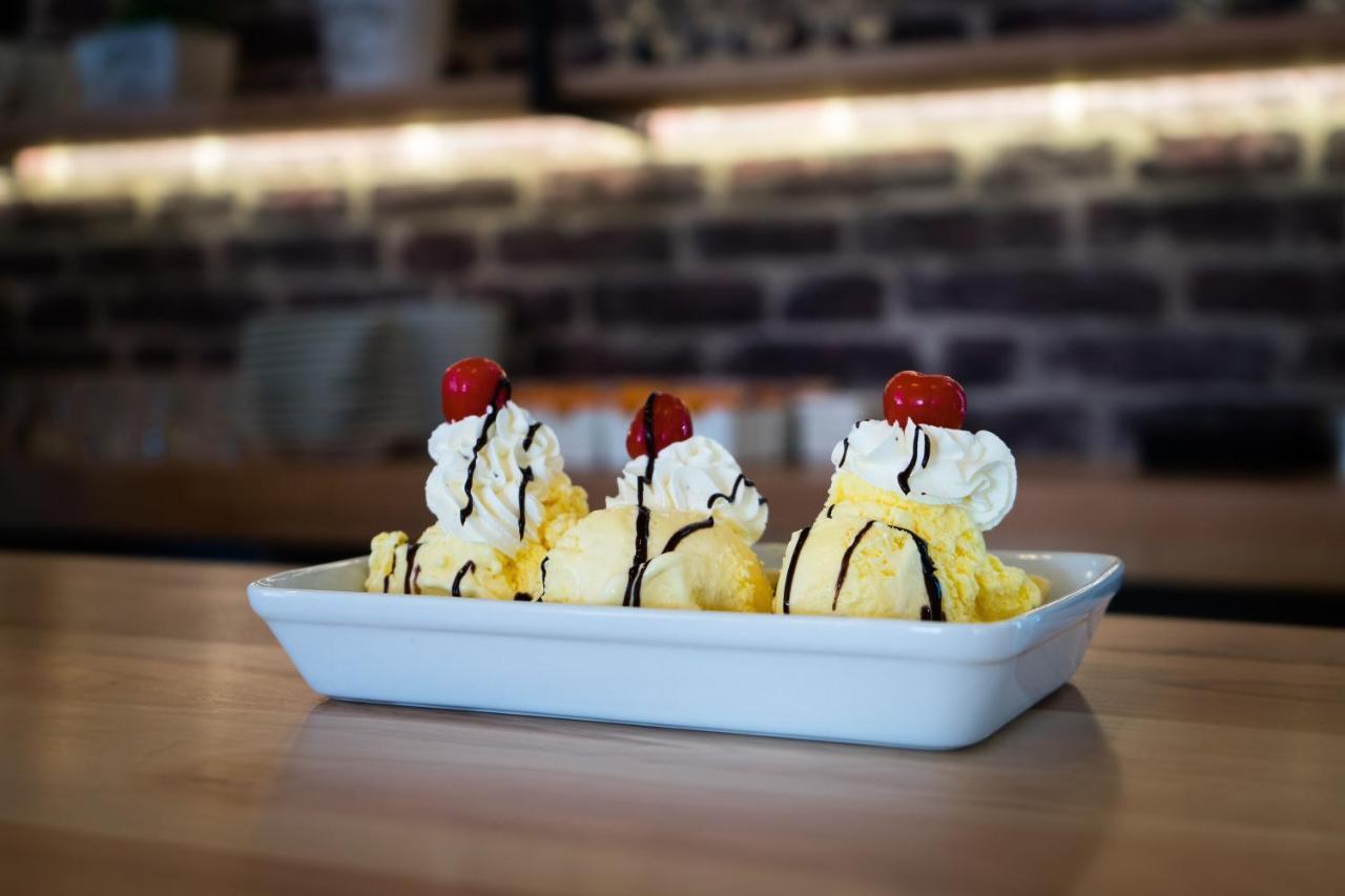 Hotel Boutique Restaurant Kran Kreen プンタアレナス エクステリア 写真